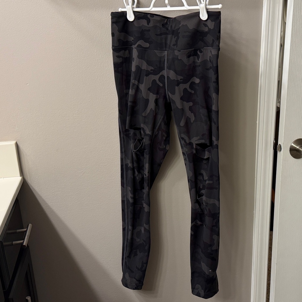 Forest Camo Slashed Black Camouflage Leggings (luxe)